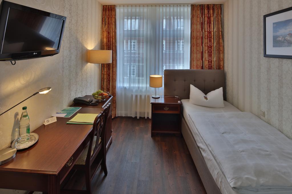 Hotel Elefant Schwerin  Pokój zdjęcie